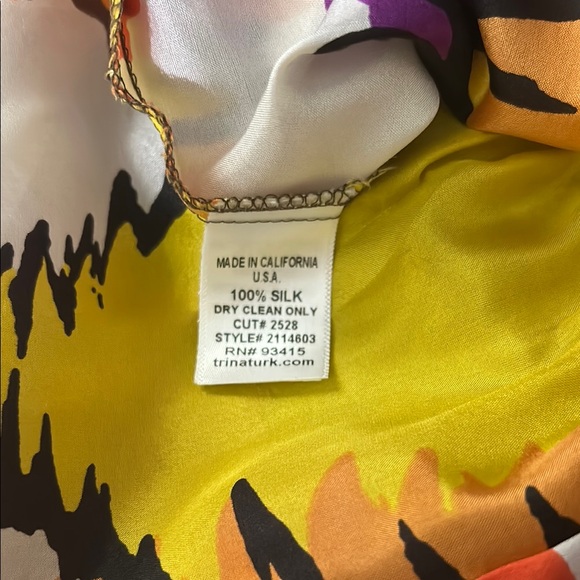 Trina Turk Colorful Abstract Blouse - Picture 7 of 7